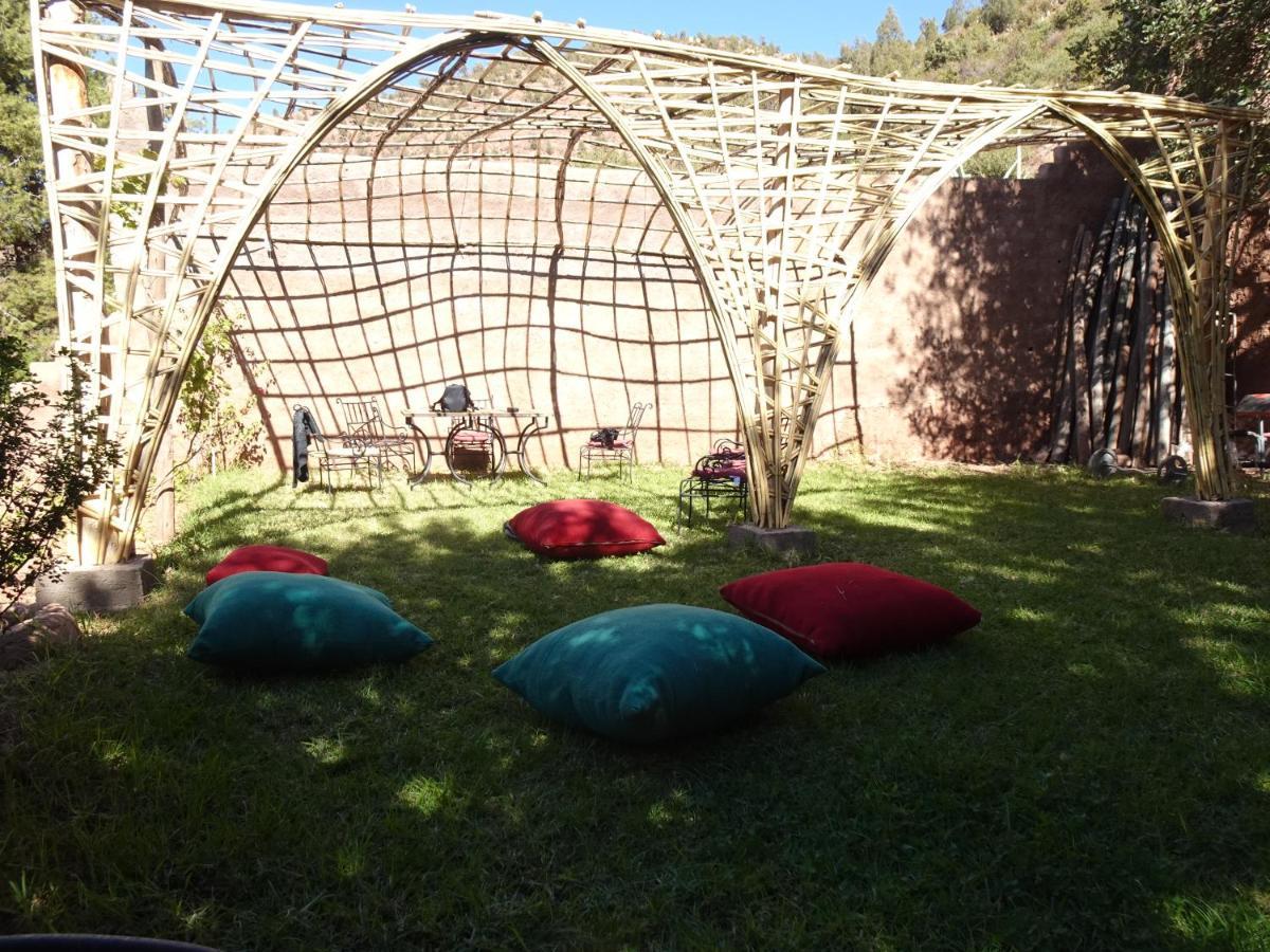 Ourika Timalizene Le Jardin Des Delices Hotel Tamezindert Eksteriør billede